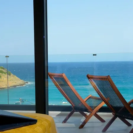 Beachfront Phi φ Villa Agios Nikolaos (Crete)