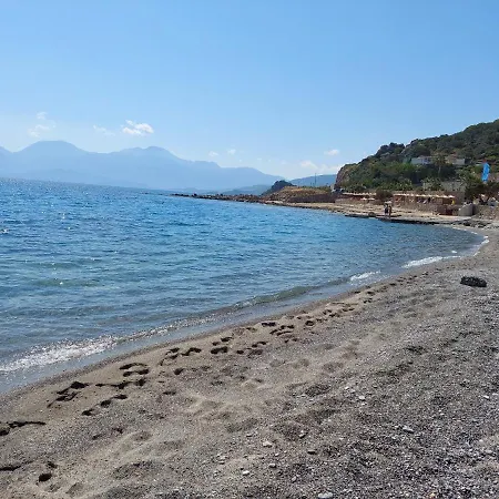 Beachfront Phi φ Agios Nikolaos (Crete)